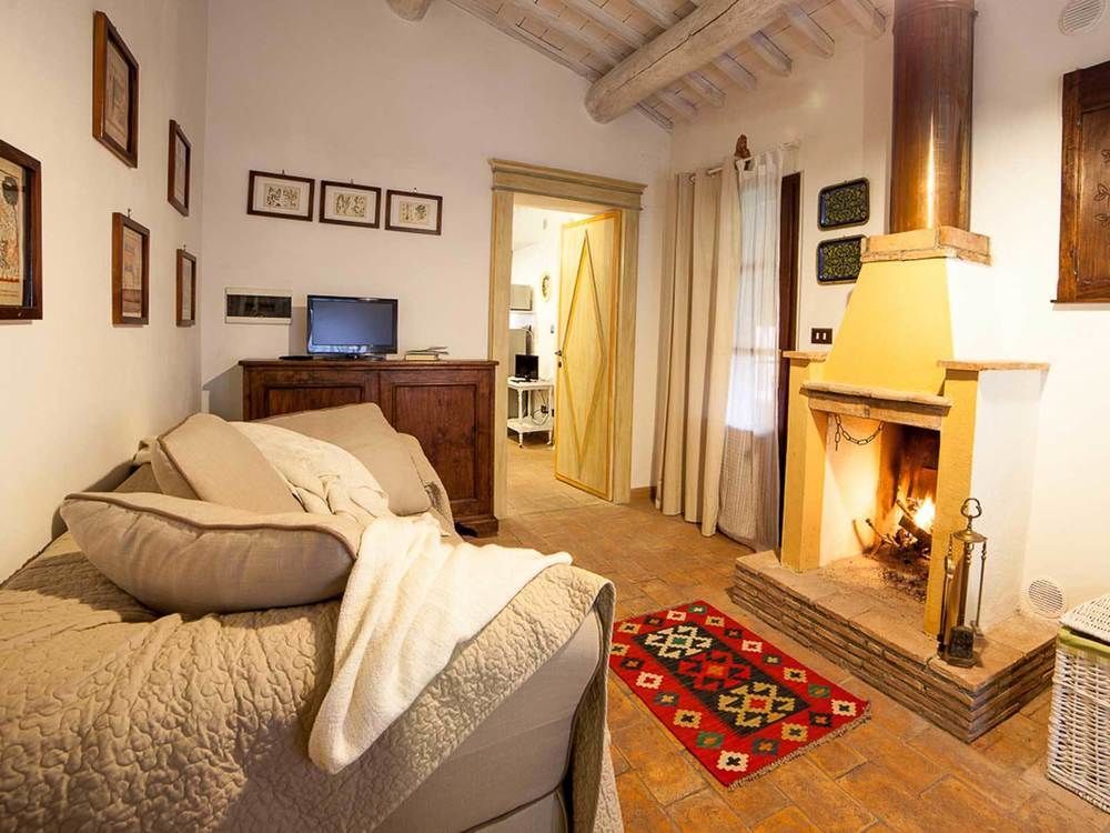 Agriturismo Borgo Di Campagna Il Tesoro Torre Alfina Exterior photo